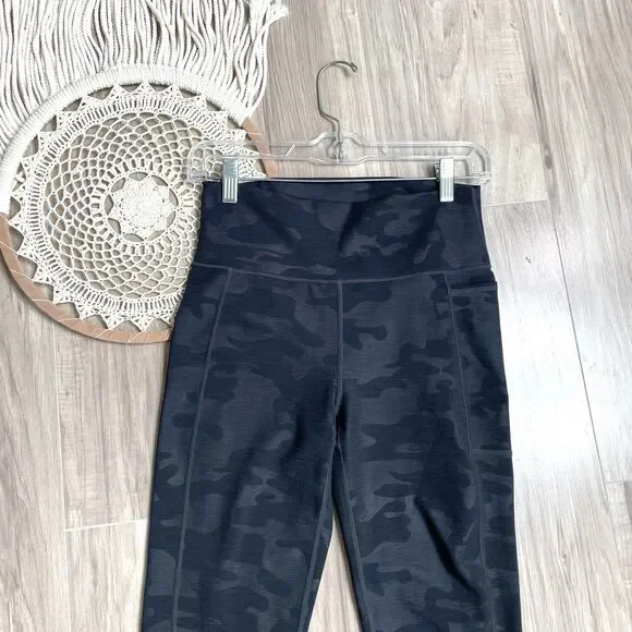 Sweaty Betty Super Sculpt Pocket Camo Leggings In Black Camo Embossed Size M - Picture 3 of 11